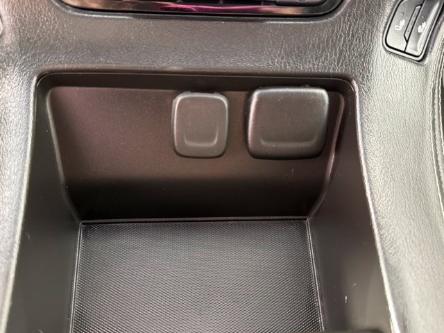 Used 2018 Chevrolet Suburban LT AWD/4WD image 11