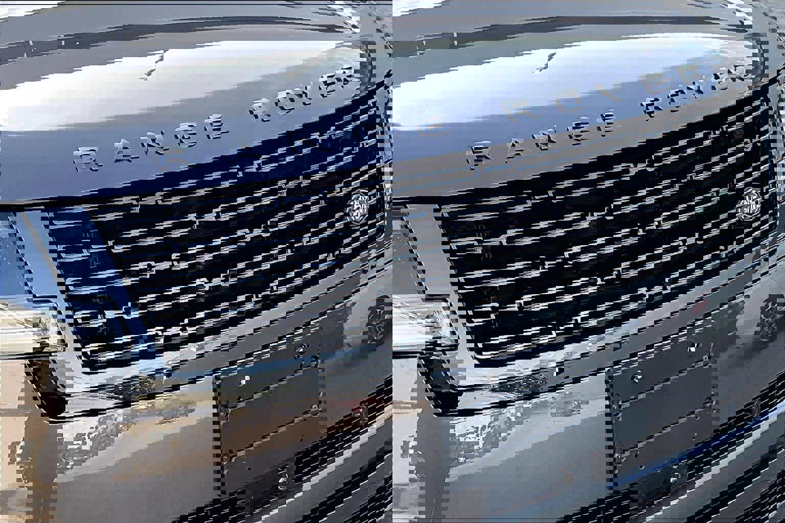 Used 2023 Land Rover Range Rover Long Wheelbase First Edition image 29