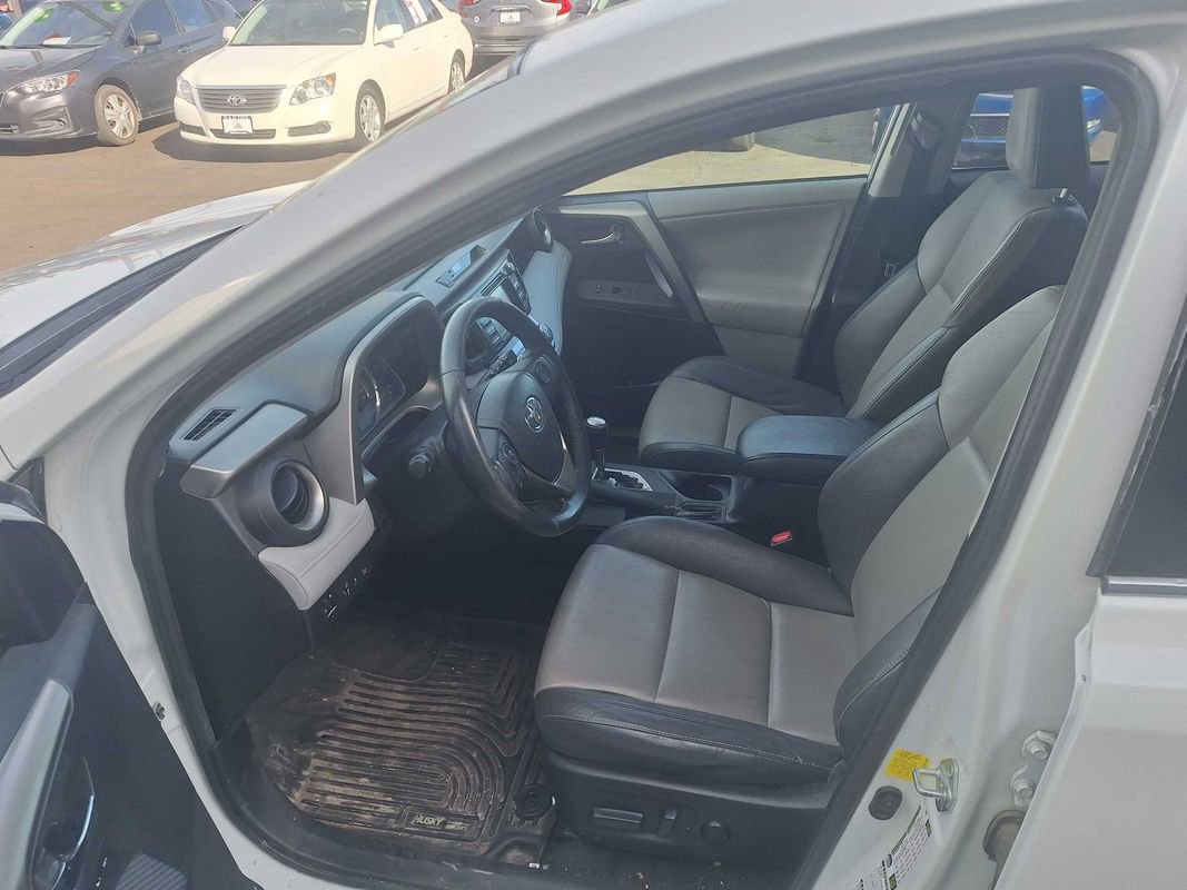 Used 2013 Toyota RAV4 Limited image 9