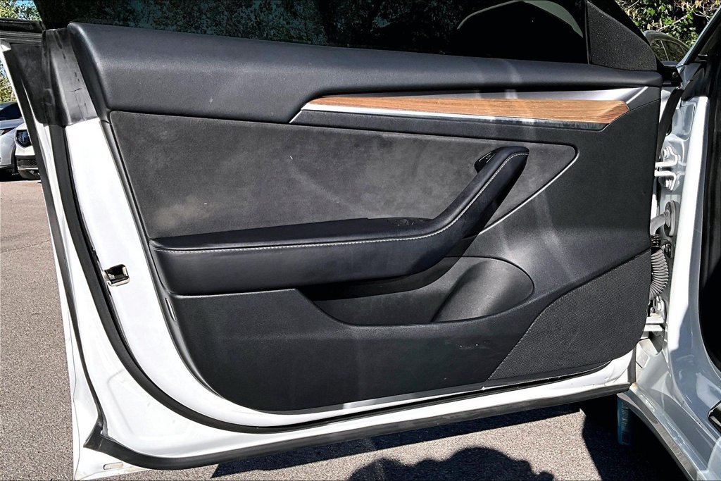 Used 2023 Tesla Model 3 Standard Range RWD image 22