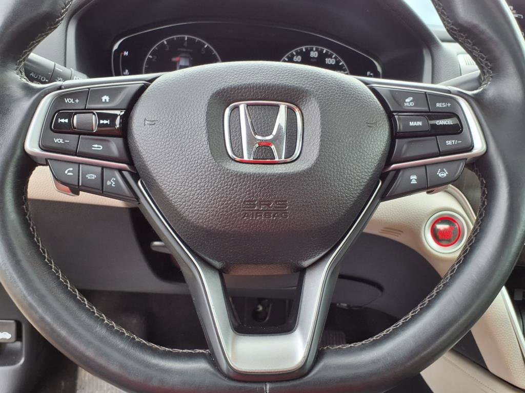 Used 2018 Honda Accord Touring image 18