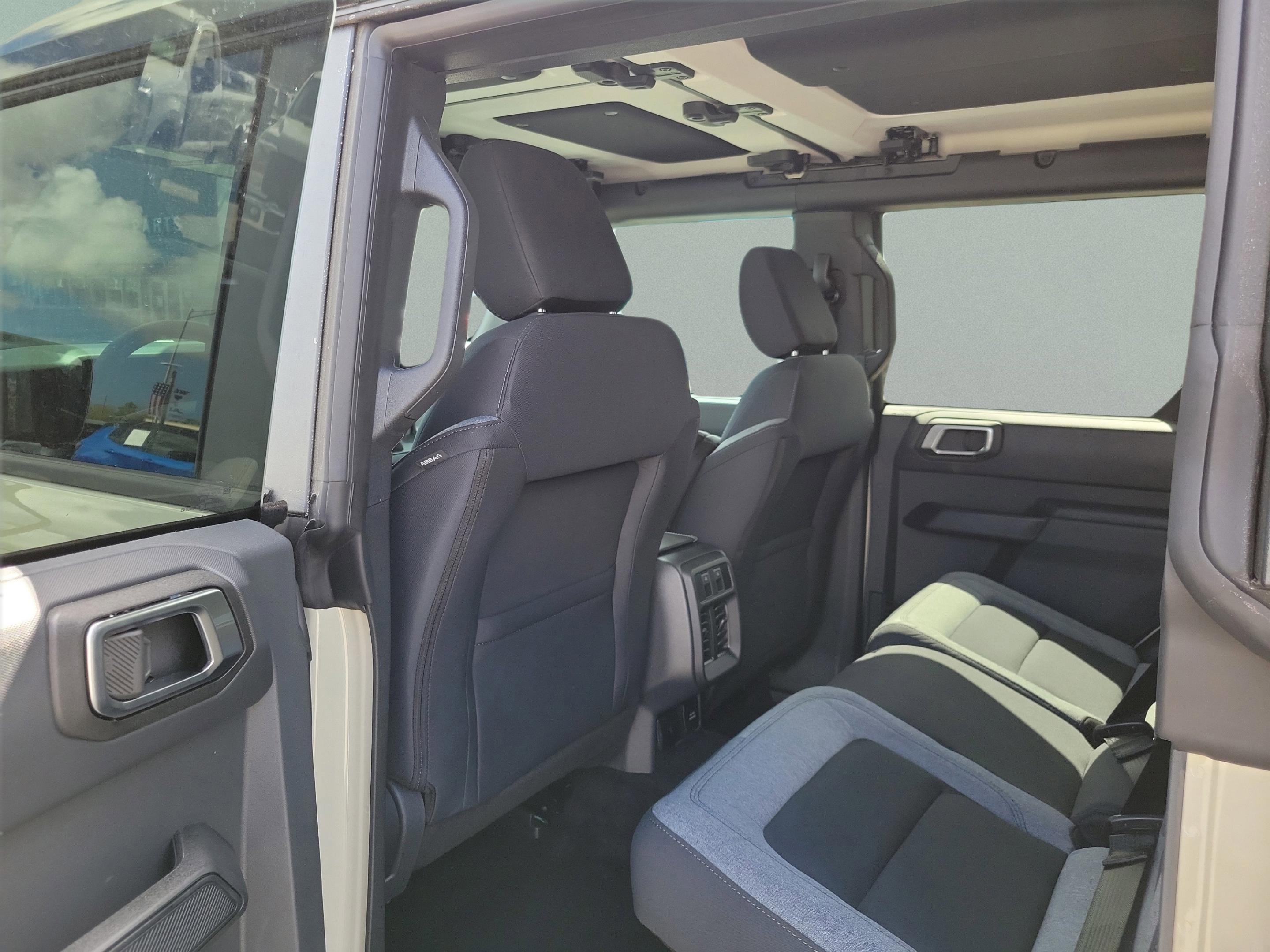 New 2025 Ford Bronco Big Bend image 9