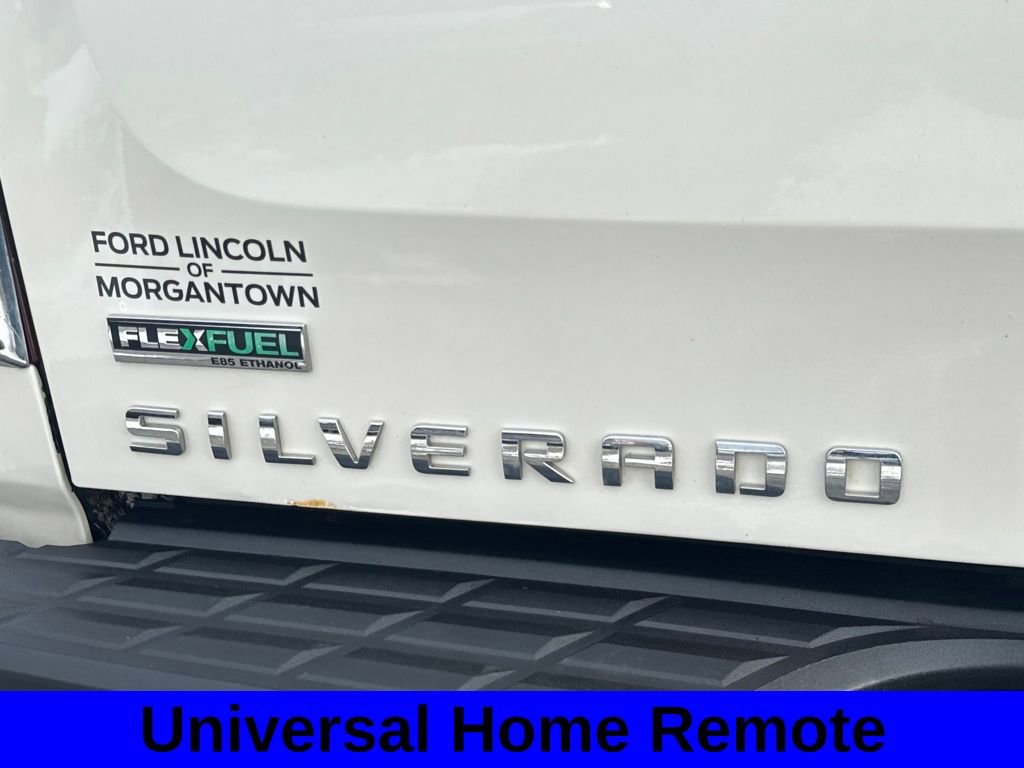 Used 2010 Chevrolet Silverado 1500 LTZ w/ White Diamond Tricoat Edition image 23