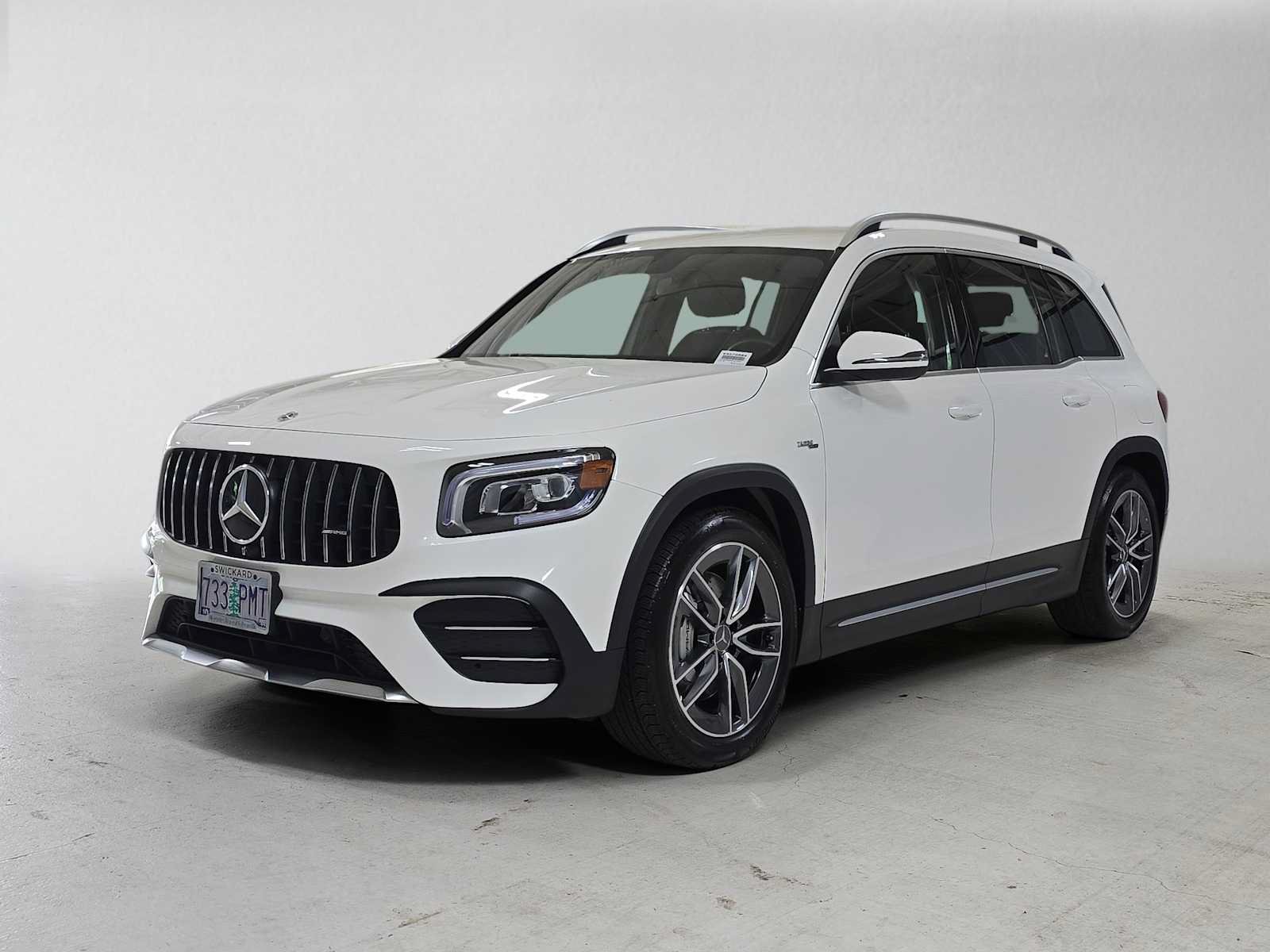 Used 2023 Mercedes-Benz GLB 35 AMG 4MATIC image 7