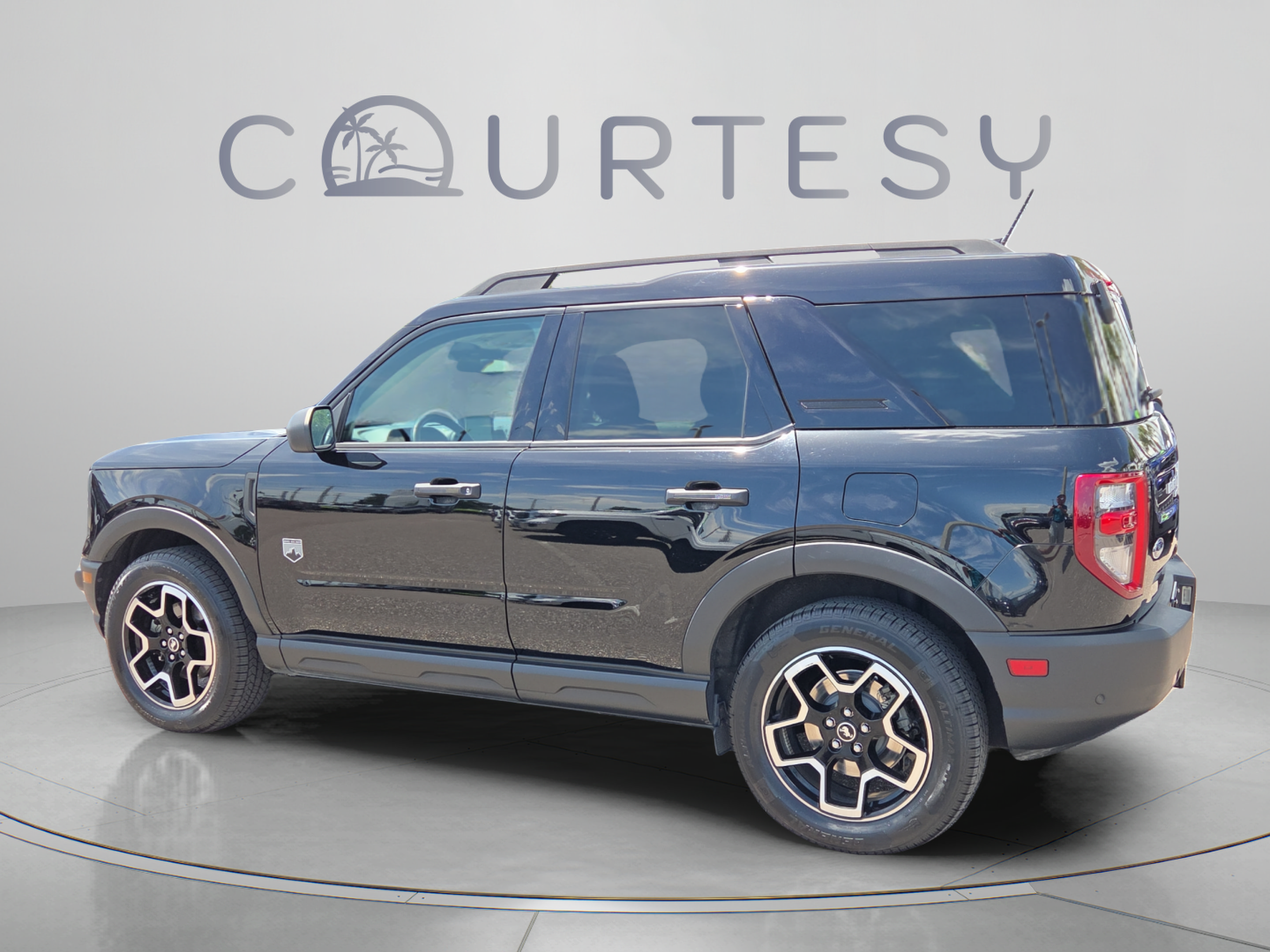 Used 2022 Ford Bronco Sport Big Bend w/ Convenience Package AWD/4WD image 3