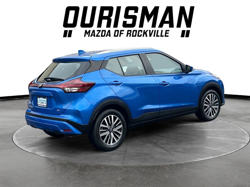 Used 2024 Nissan Kicks SV image 6