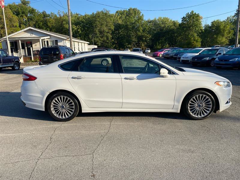 Used 2016 Ford Fusion Titanium FWD image 4