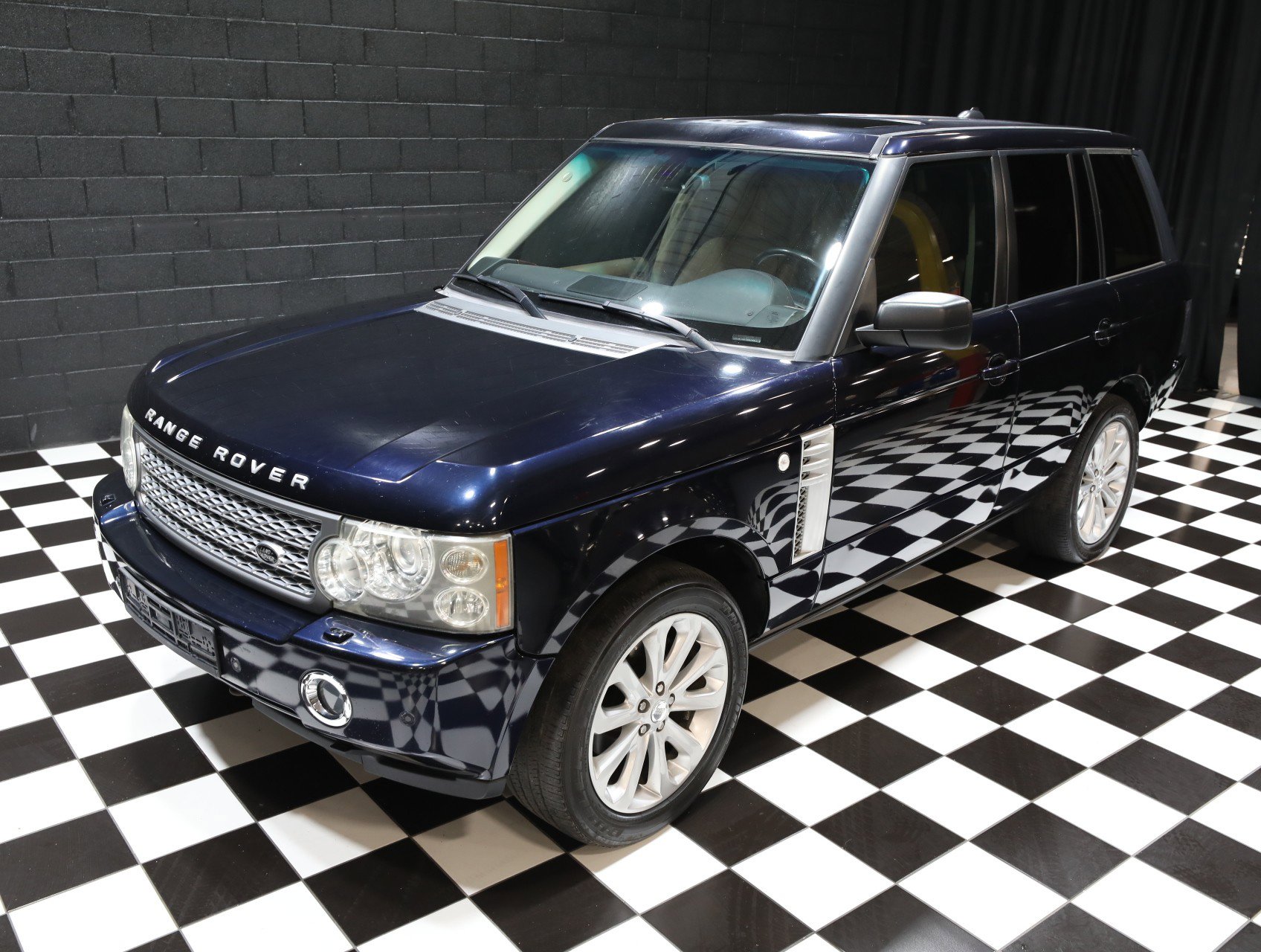 Used 2007 Land Rover Range Rover HSE image 6