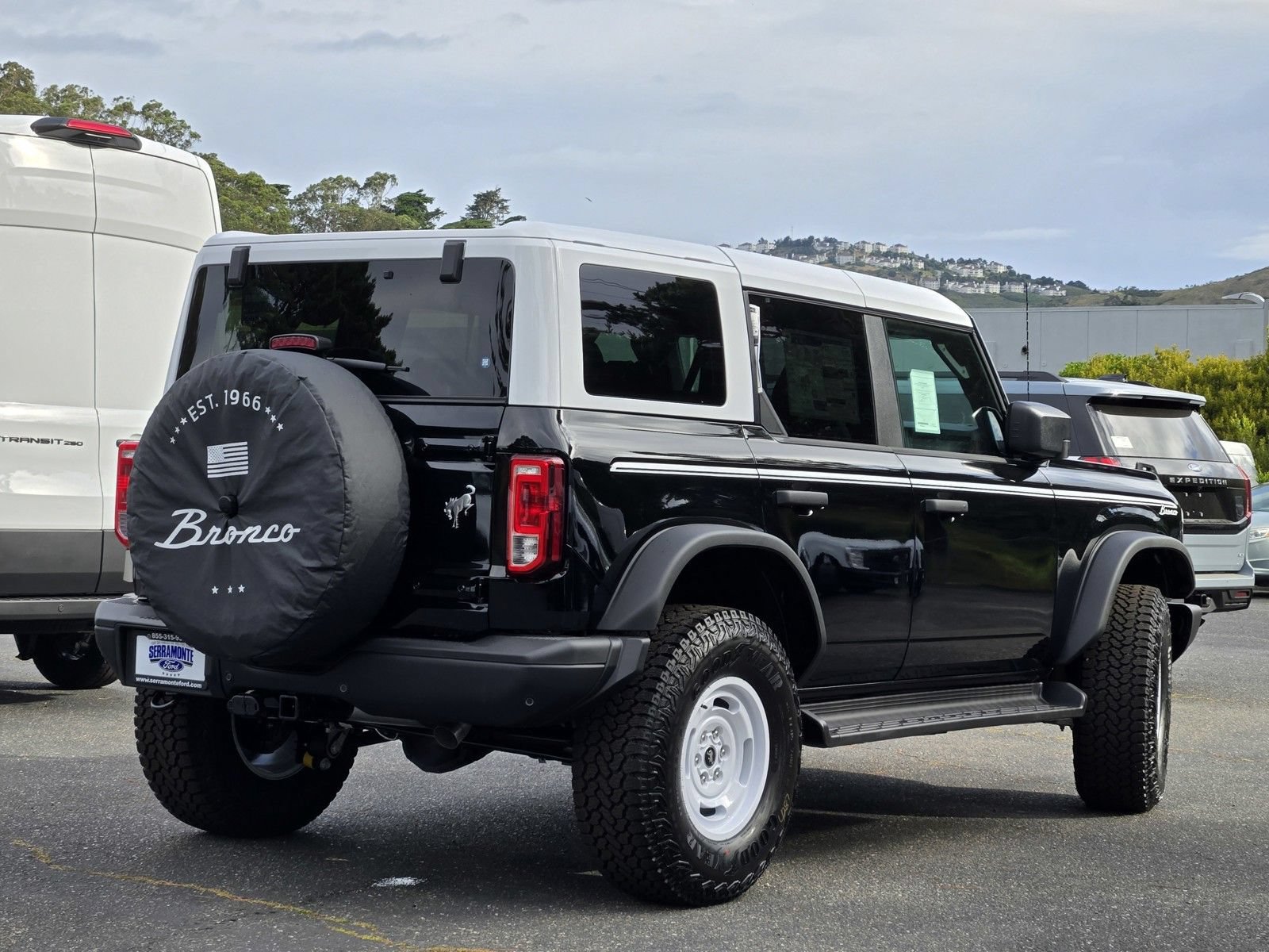 New 2026 Ford Bronco Heritage Edition AWD/4WD image 4