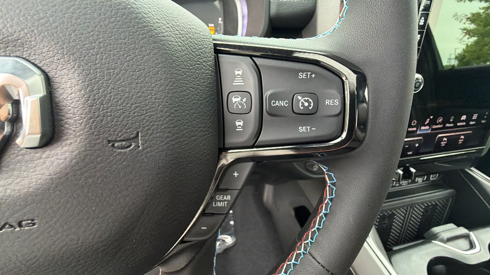 New 2026 RAM 1500 Laramie AWD/4WD image 25