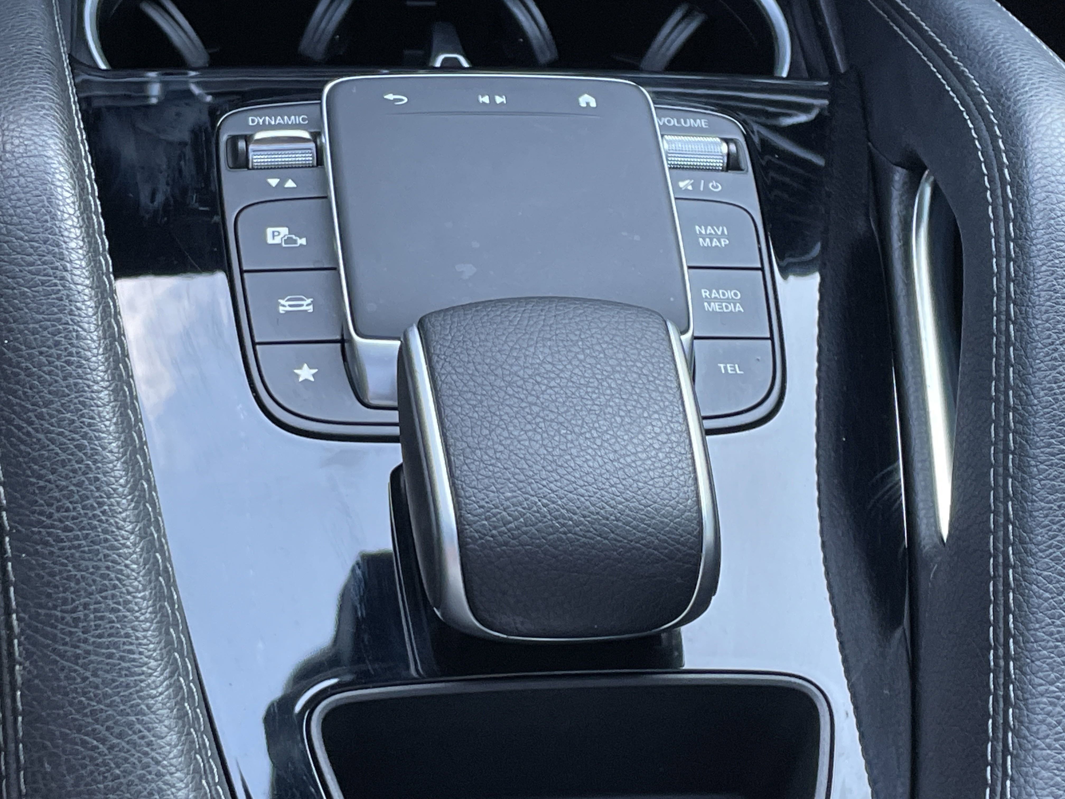 Used 2024 Mercedes-Benz GLE 350 4MATIC w/ AMG Line Exterior image 34