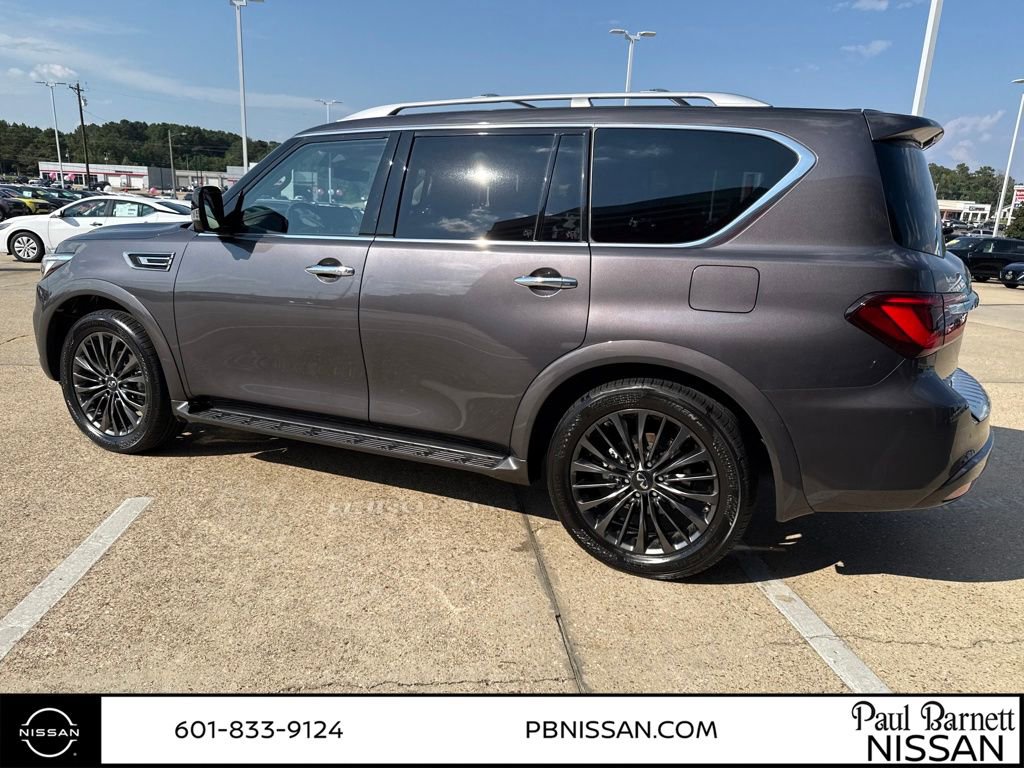 Used 2023 INFINITI QX80 Premium Select w/ Cargo Package image 6