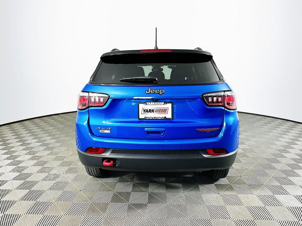 Used 2022 Jeep Compass Trailhawk image 9