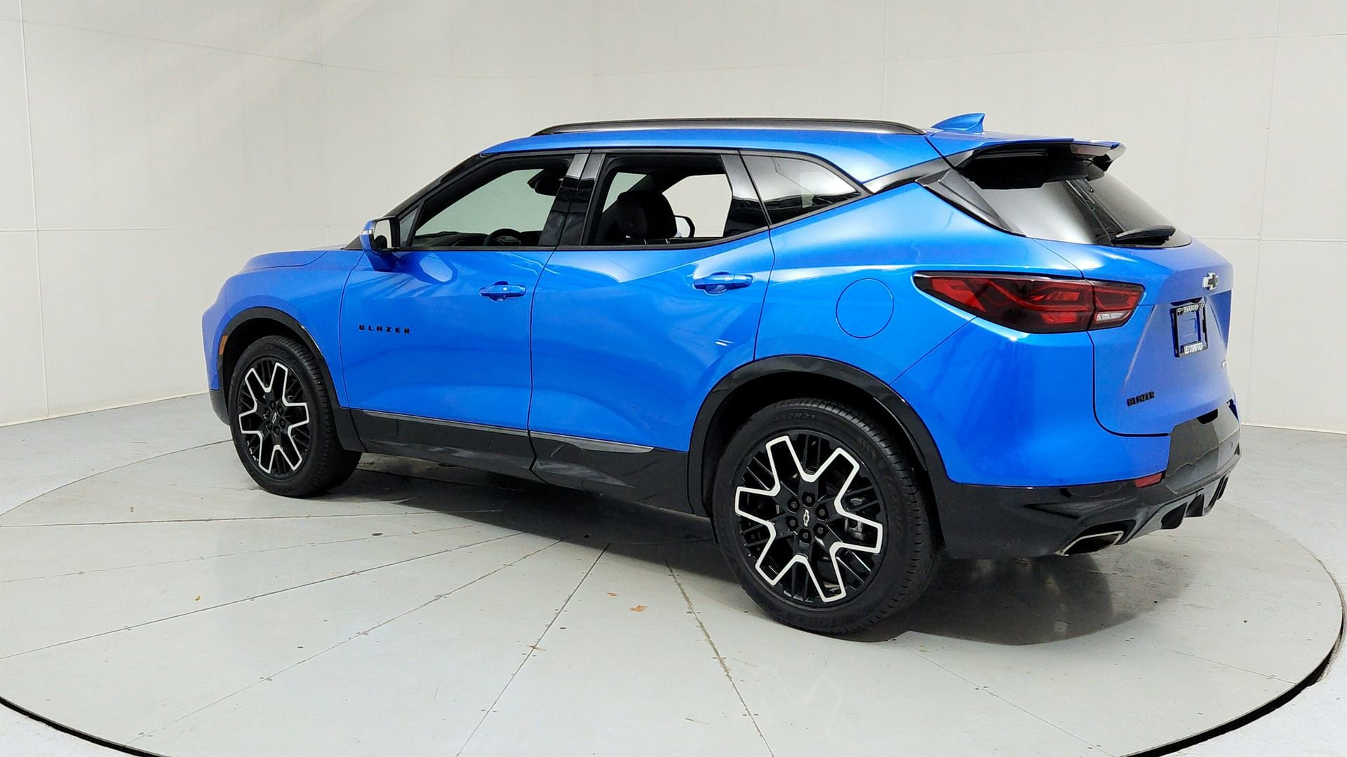 Certified 2024 Chevrolet Blazer RS w/ Enhanced Convenience Package image 3
