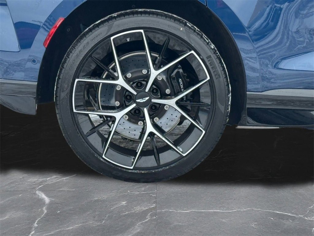 New 2026 Aston Martin DBX 707 image 31