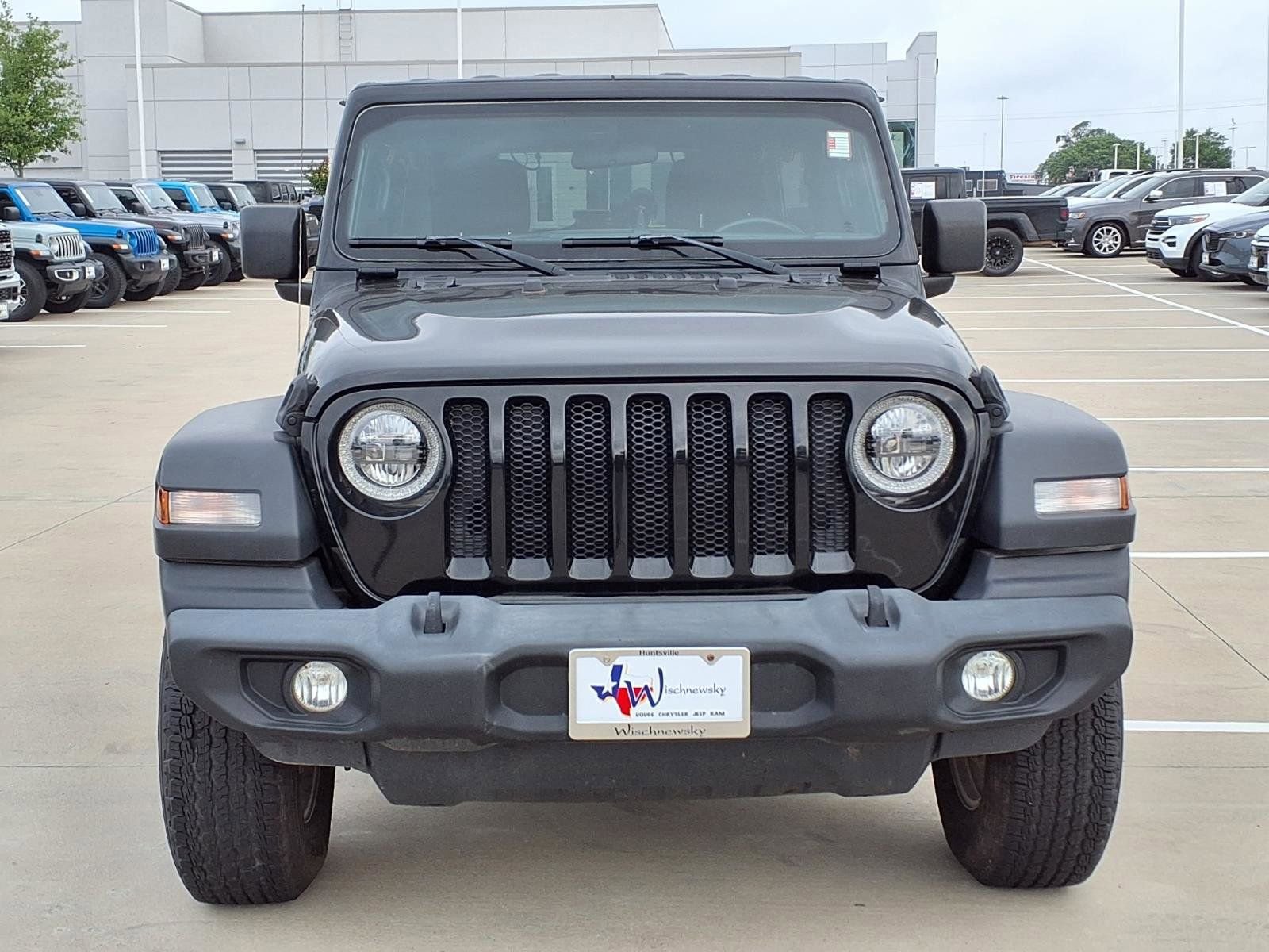 Used 2018 Jeep Wrangler Unlimited Sport S AWD/4WD image 4