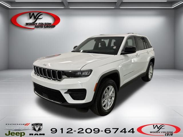 New 2026 Jeep Grand Cherokee Laredo w/ Trailer Tow Package RWD image 1