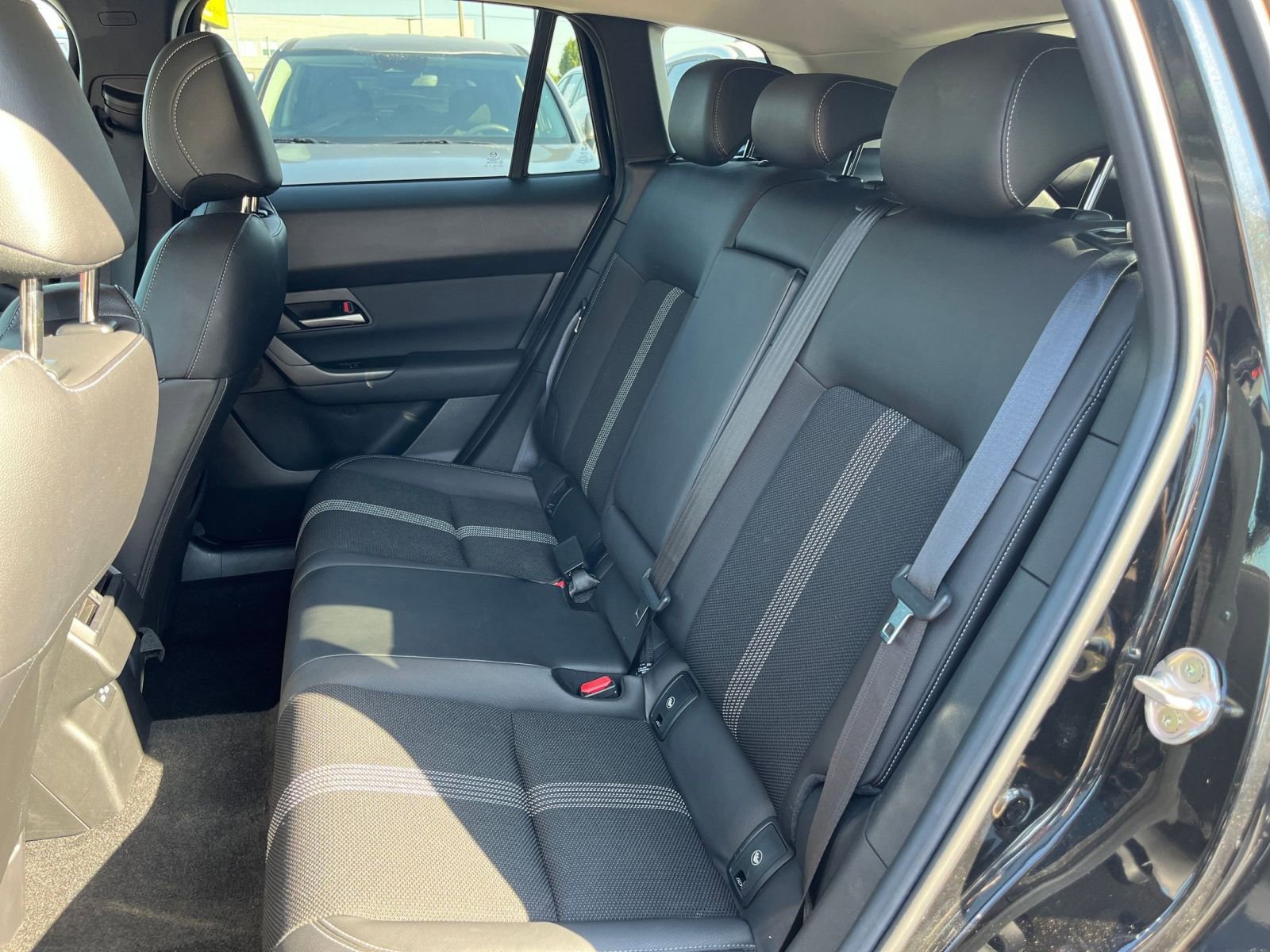 Used 2025 MAZDA CX-50 AWD 2.5 S w/ Select Package image 24
