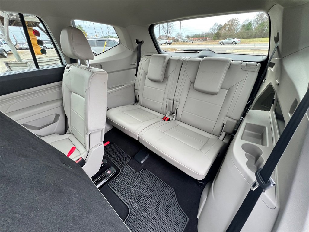 Used 2021 Volkswagen Atlas SE image 19