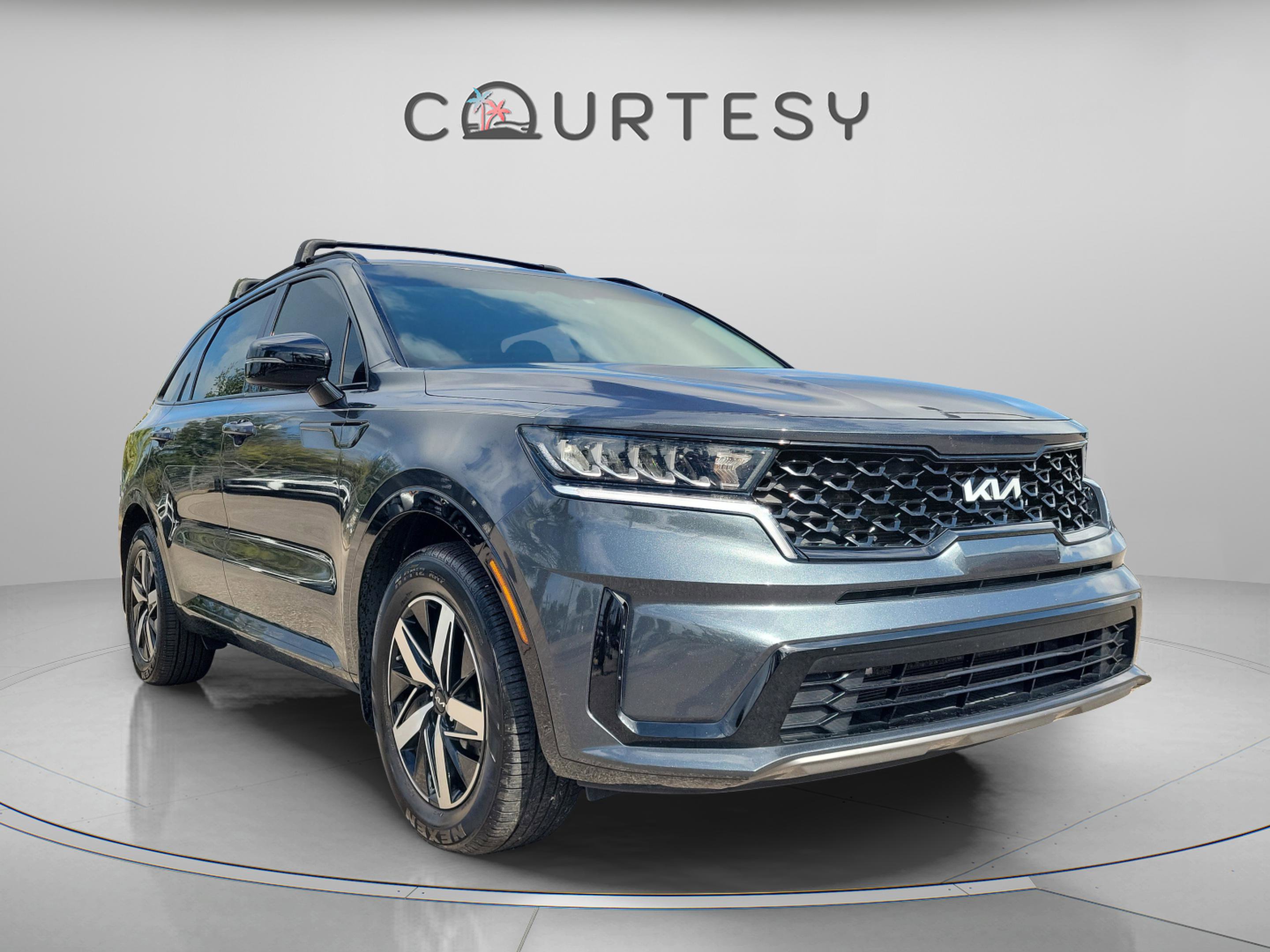 Used 2022 Kia Sorento S image 4