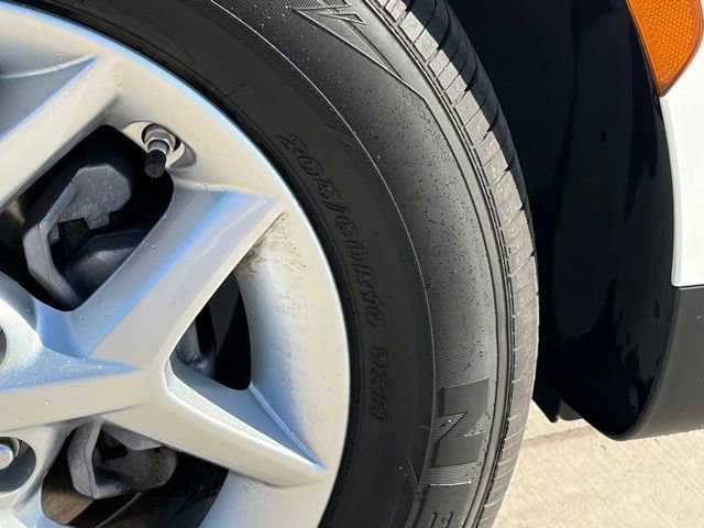 Used 2025 Kia Soul LX image 8