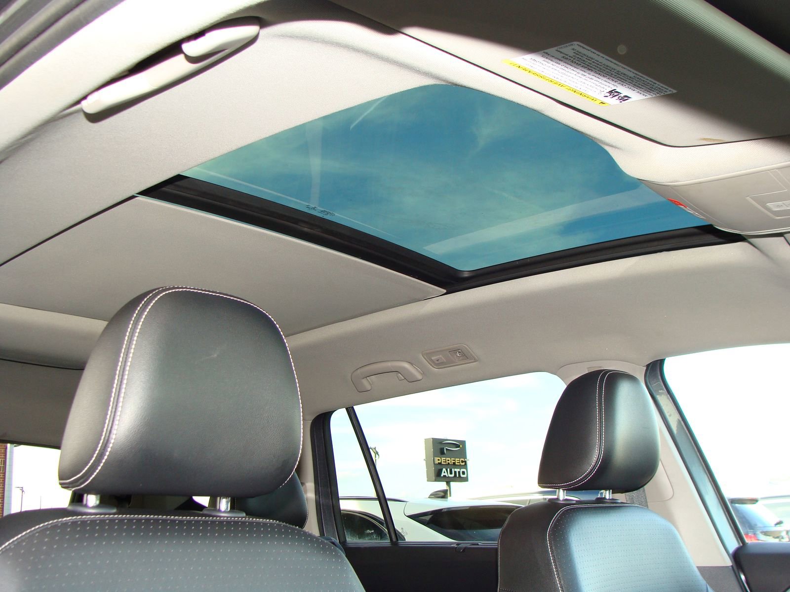 Used 2022 Volkswagen Atlas SEL image 14