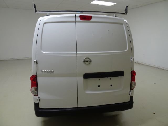 Used 2021 Nissan NV200 S image 5