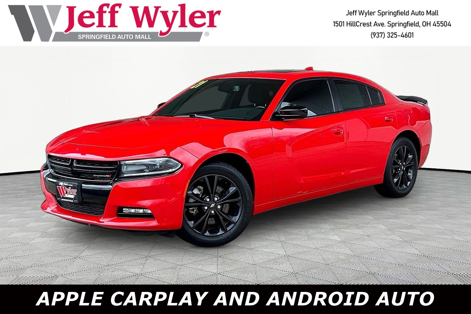 Used 2021 Dodge Charger SXT w/ Blacktop Package image 1