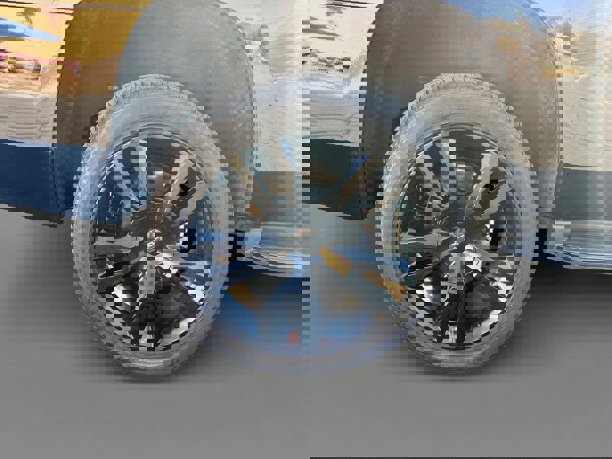 Used 2018 Chevrolet Tahoe Premier w/ RST Edition image 24