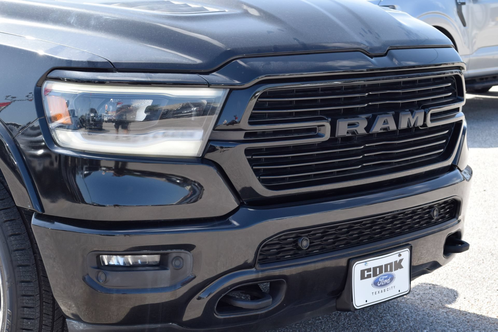 Used 2019 RAM 1500 Laramie AWD/4WD image 26