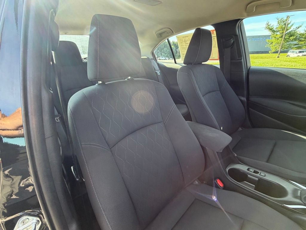 Used 2023 Toyota Corolla LE FWD image 35