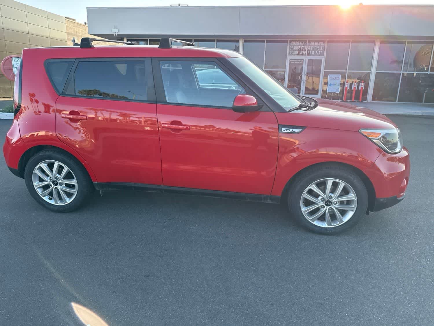 Used 2018 Kia Soul + FWD image 11
