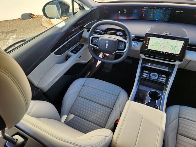 New 2026 Lincoln Nautilus Reserve w/ Jet Appearance Package image 10