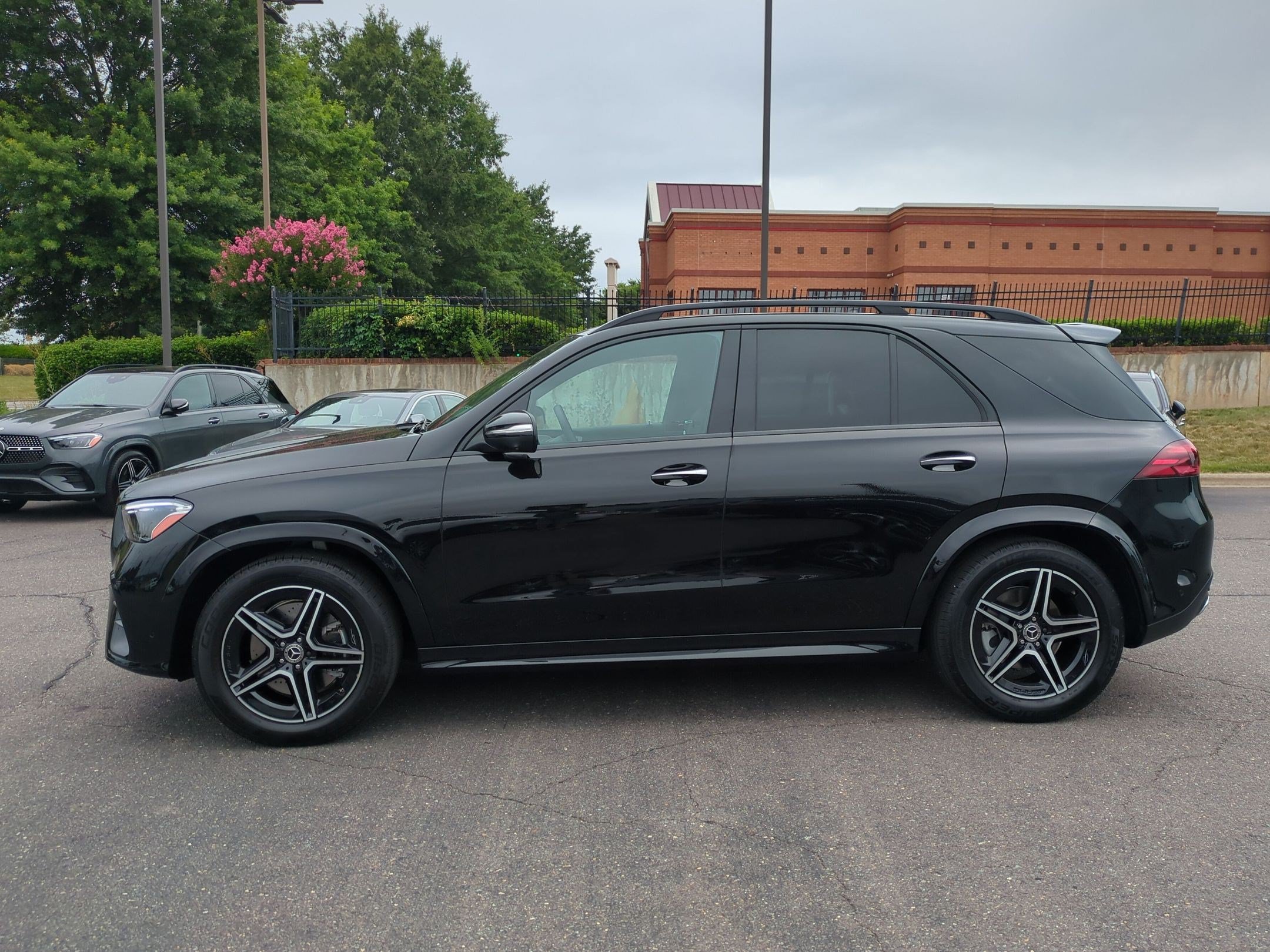 Certified 2026 Mercedes-Benz GLE 350 4MATIC image 6