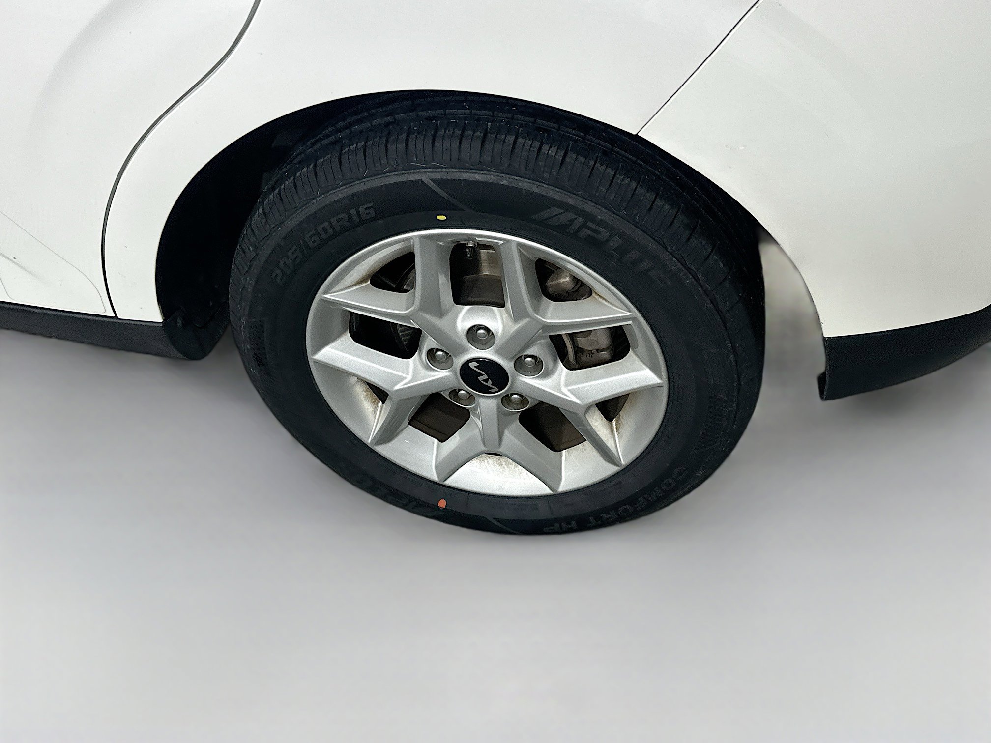 Used 2025 Kia Soul LX w/ LX Technology Package FWD image 11