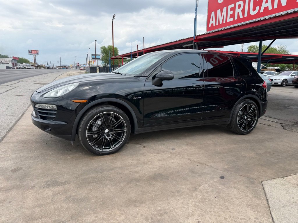 Used 2014 Porsche Cayenne S AWD/4WD image 5