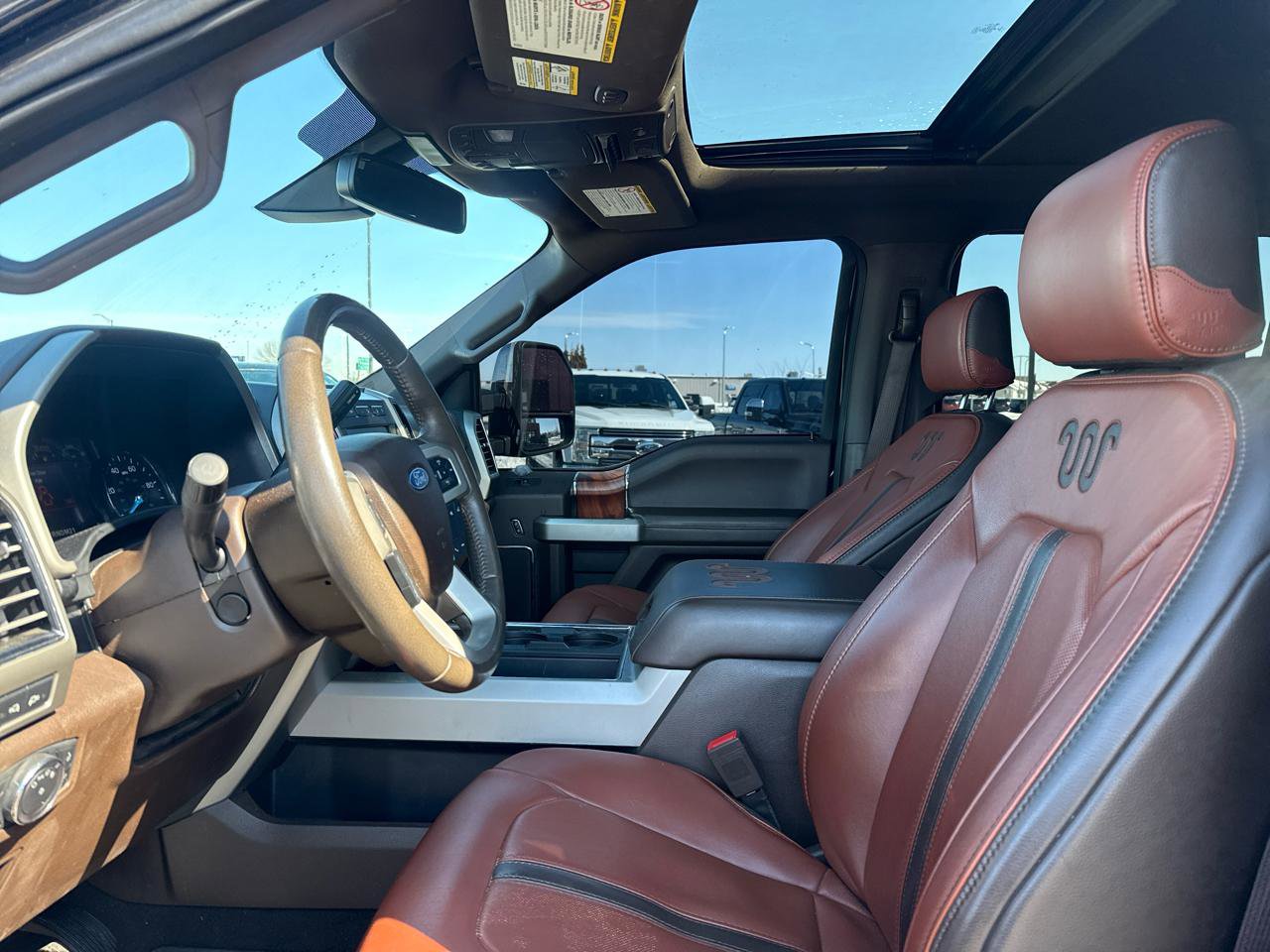 Used 2019 Ford F250 King Ranch w/ King Ranch Ultimate Package image 10