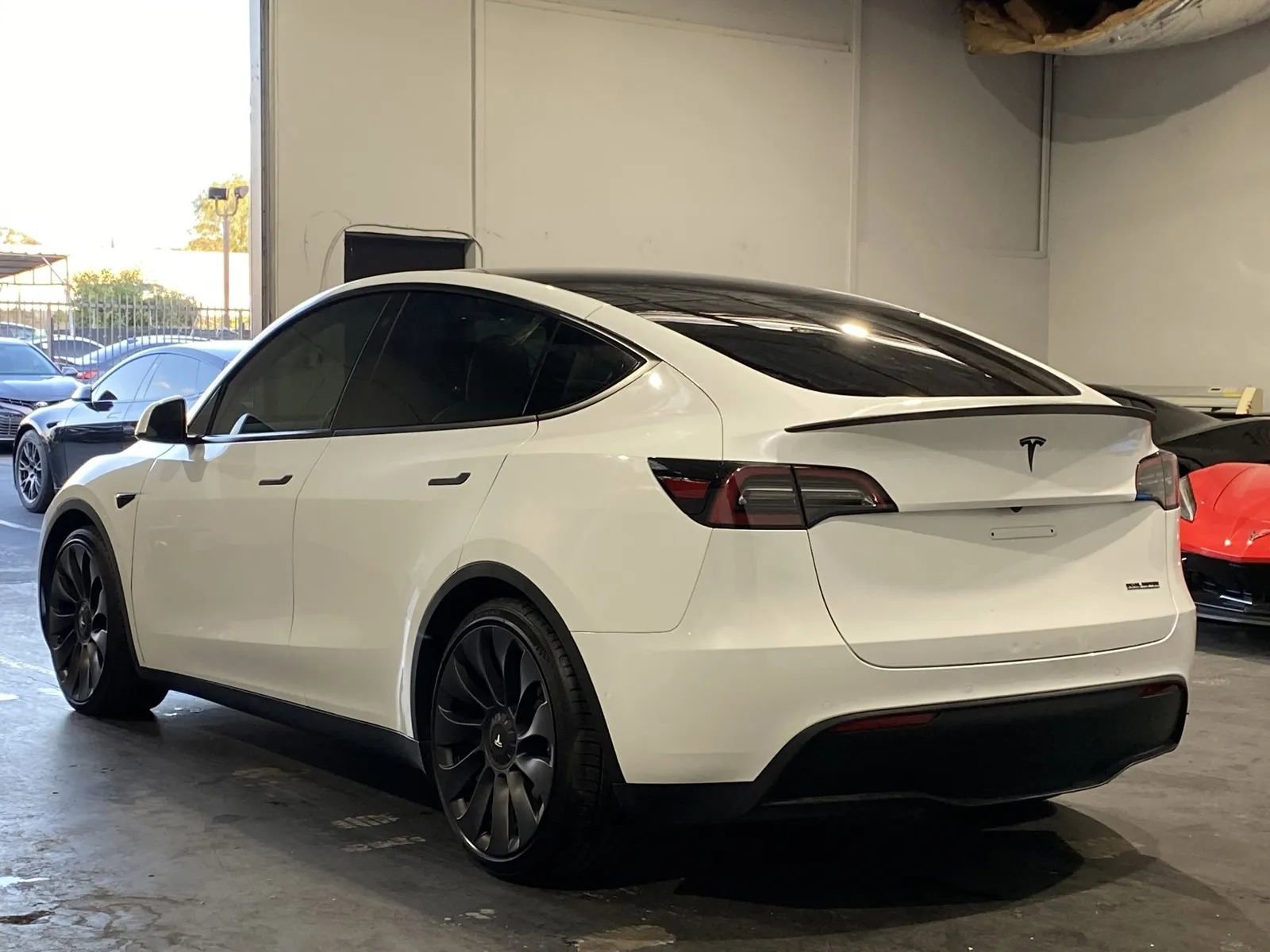 Used 2022 Tesla Model Y Performance image 2
