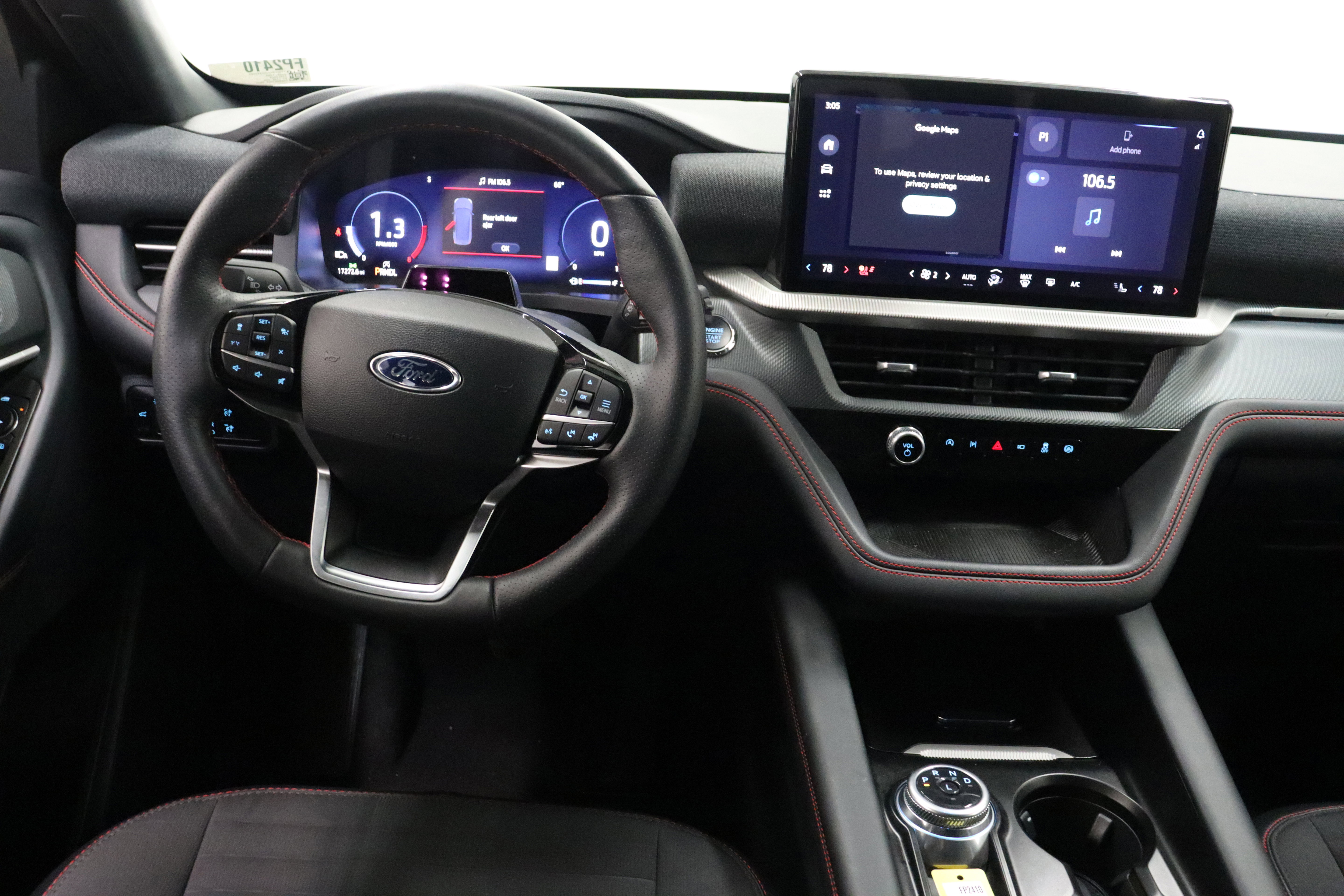 Used 2025 Ford Explorer ST-Line w/ ST-Line Street Pack image 20