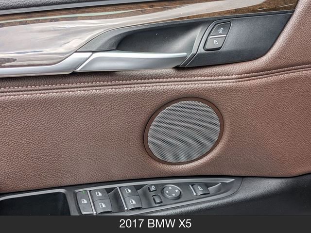 Used 2017 BMW X5 xDrive35d AWD/4WD image 11
