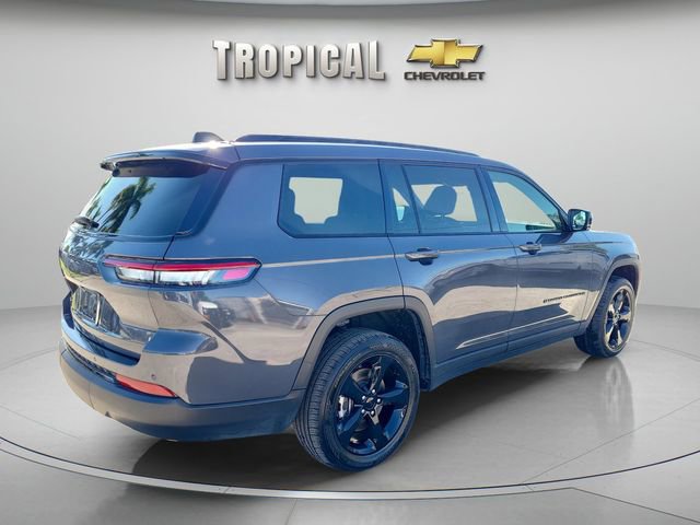 Used 2023 Jeep Grand Cherokee L Laredo image 5