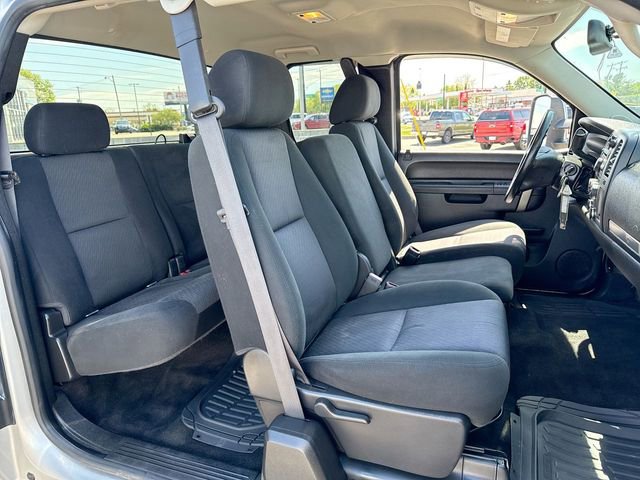 Used 2013 Chevrolet Silverado 2500 LT w/ Convenience Package AWD/4WD image 23