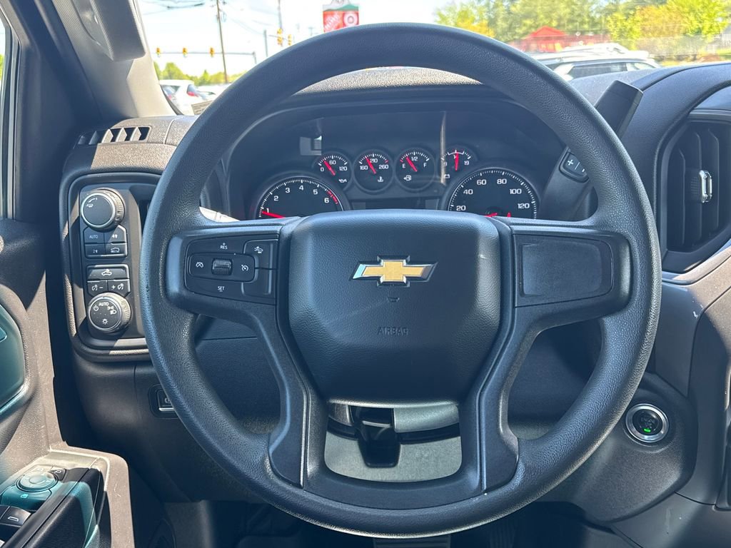 Used 2022 Chevrolet Silverado 1500 Custom w/ LPO, Dark Essentials Package AWD/4WD image 15