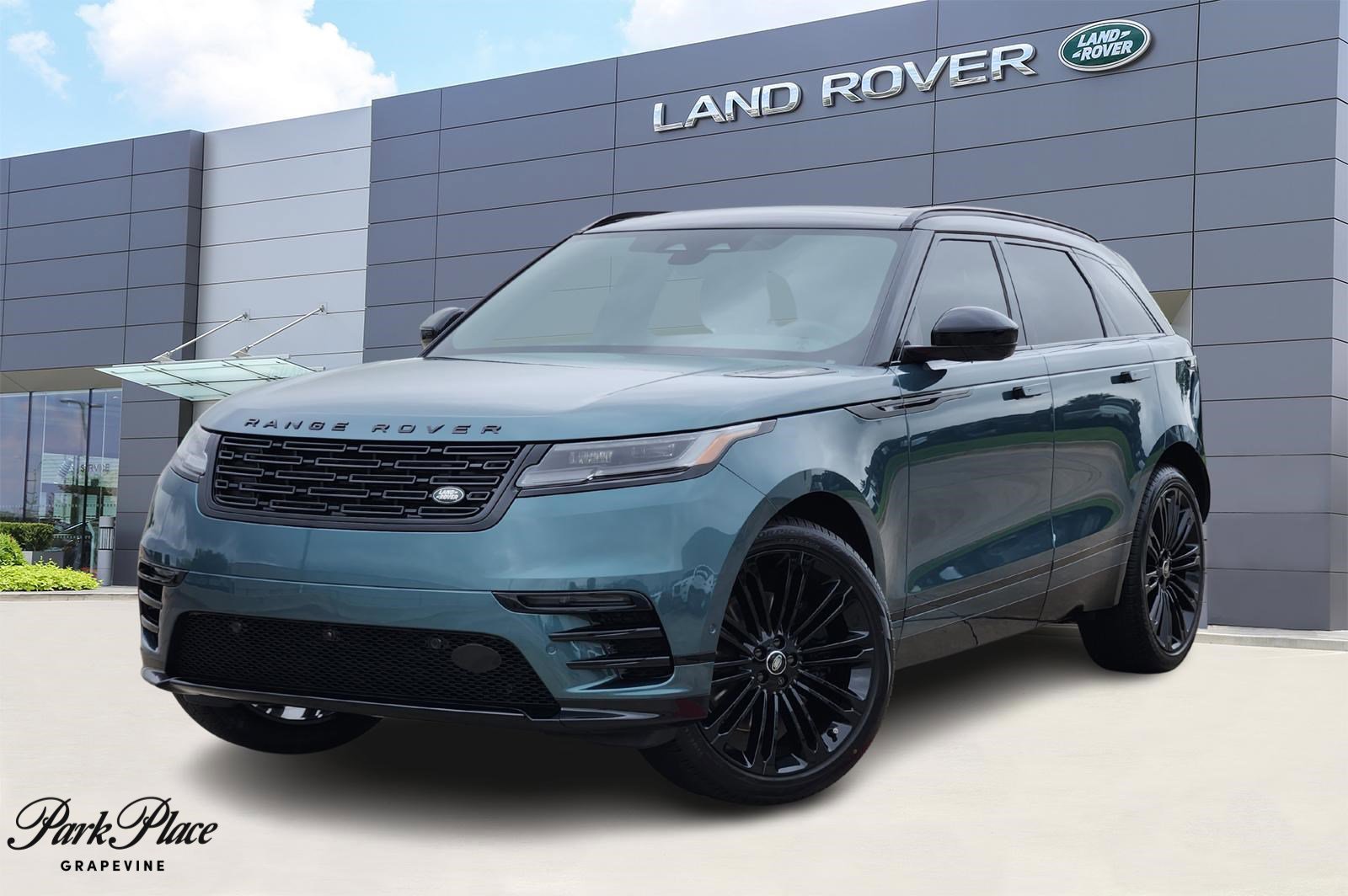 New 2026 Land Rover Range Rover Velar Dynamic SE image 1