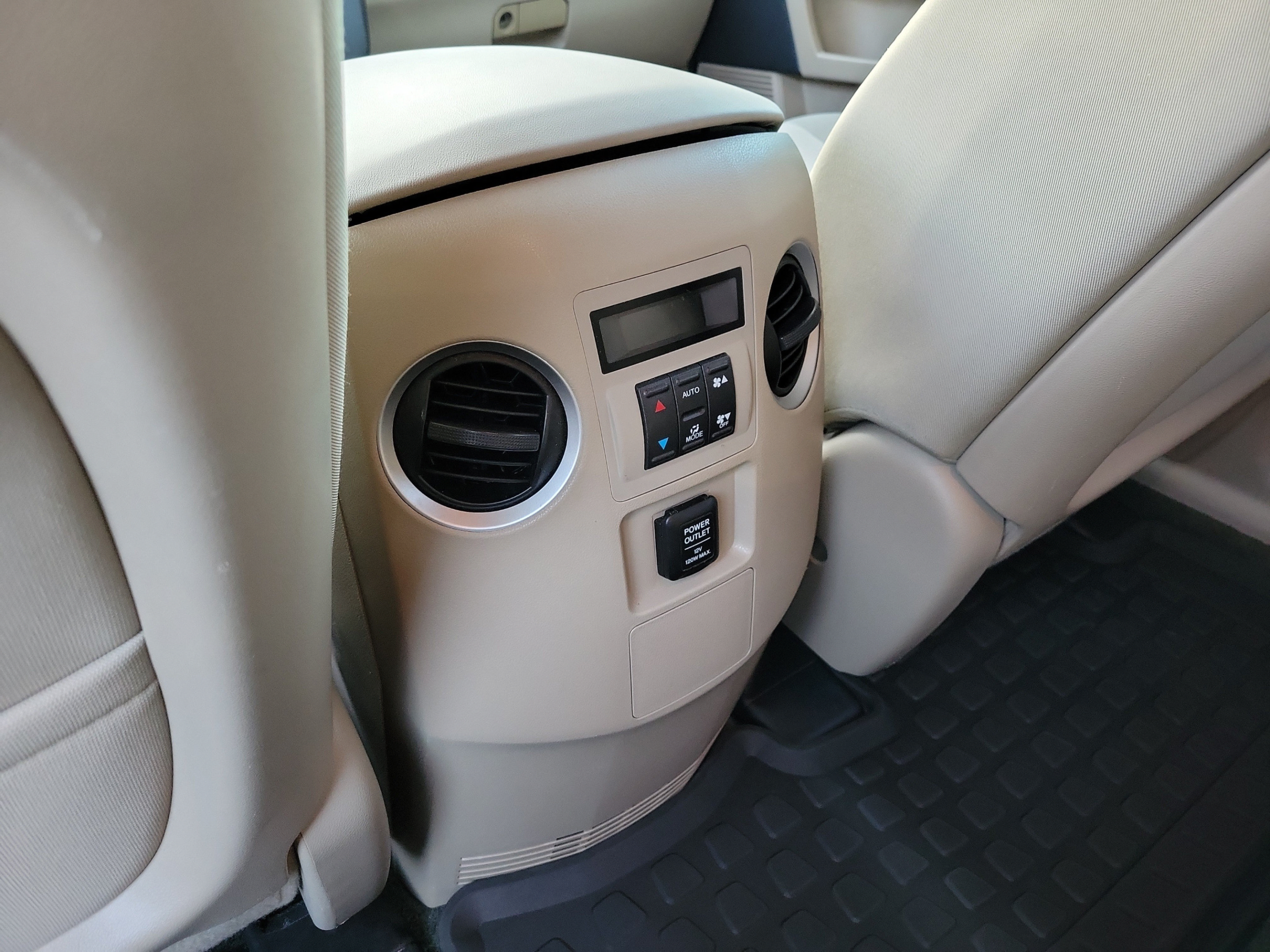 Used 2015 Honda Pilot LX image 12