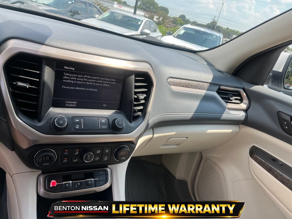 Used 2020 GMC Acadia Denali w/ Trailering Package AWD/4WD image 16