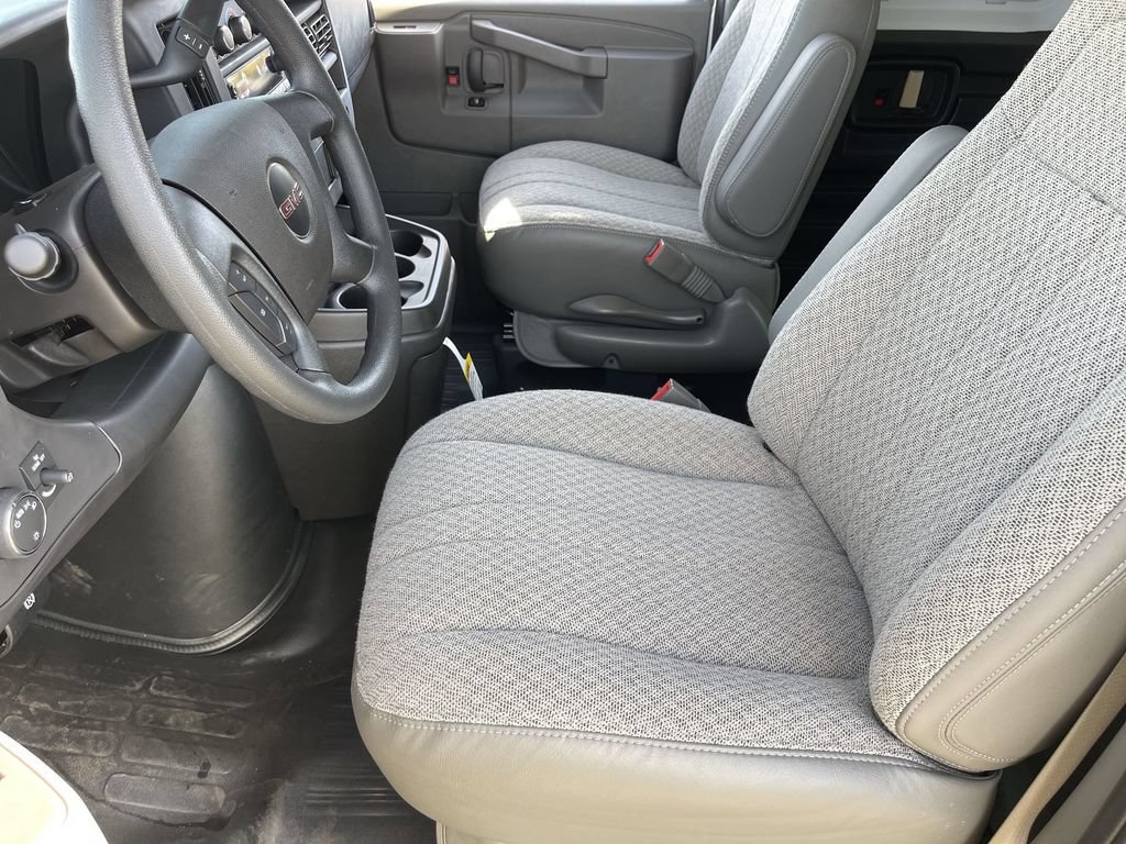 New 2025 GMC Savana 2500 Extended w/ Driver Convenience Package RWD image 19
