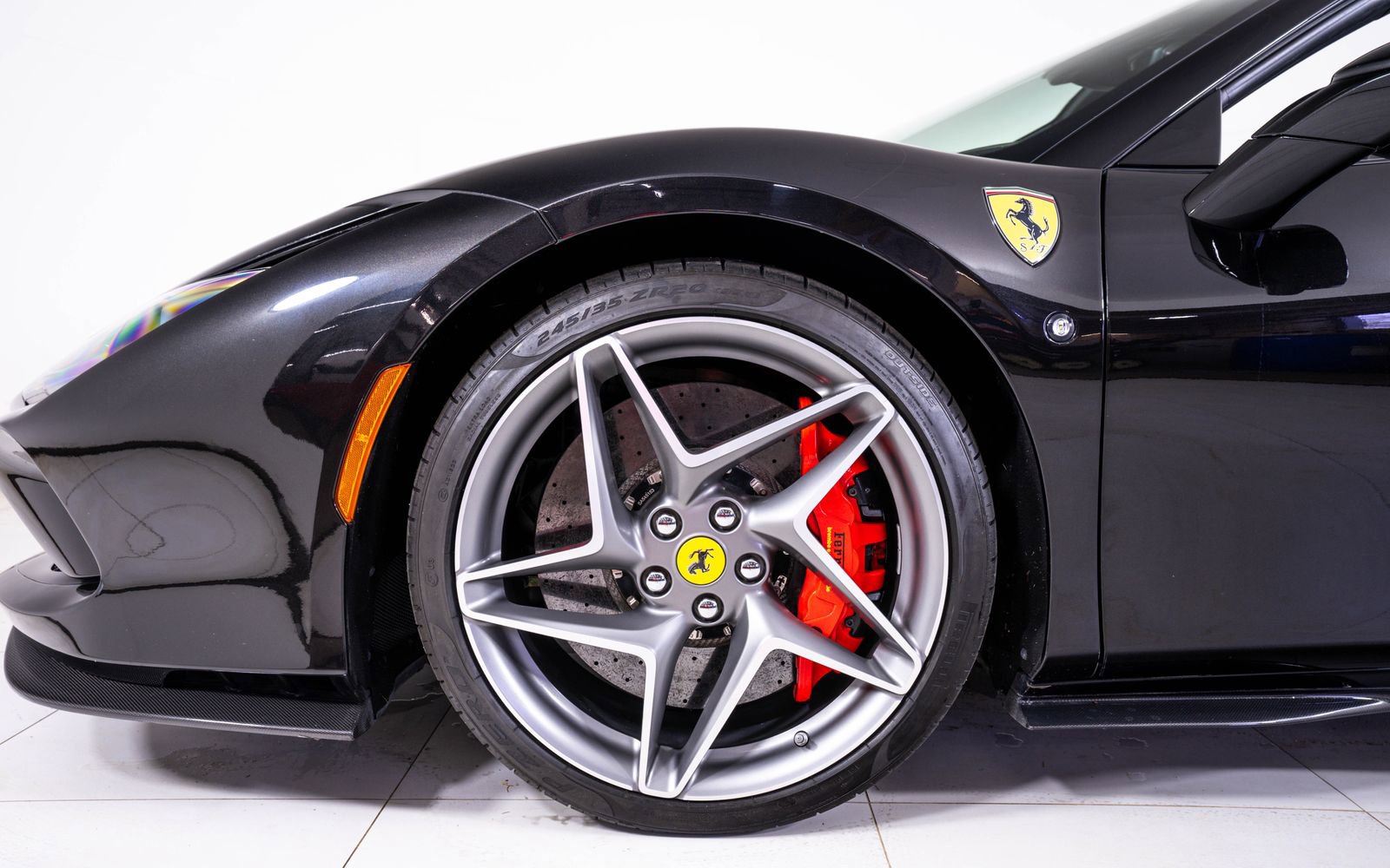 Used 2021 Ferrari F8 Tributo image 17