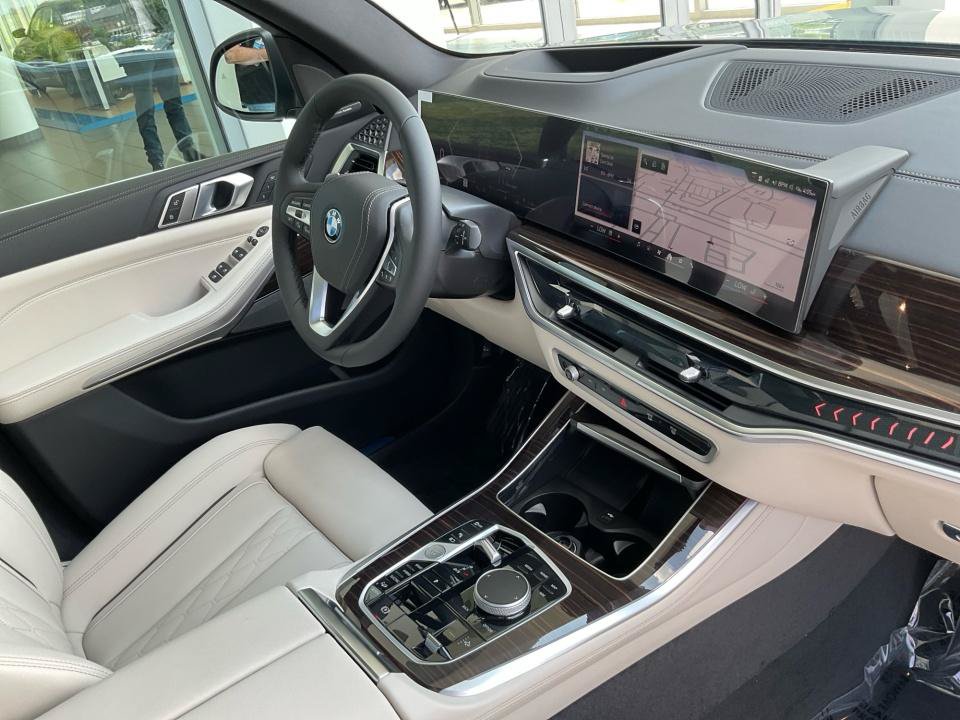 New 2026 BMW X5 xDrive50e AWD/4WD image 32