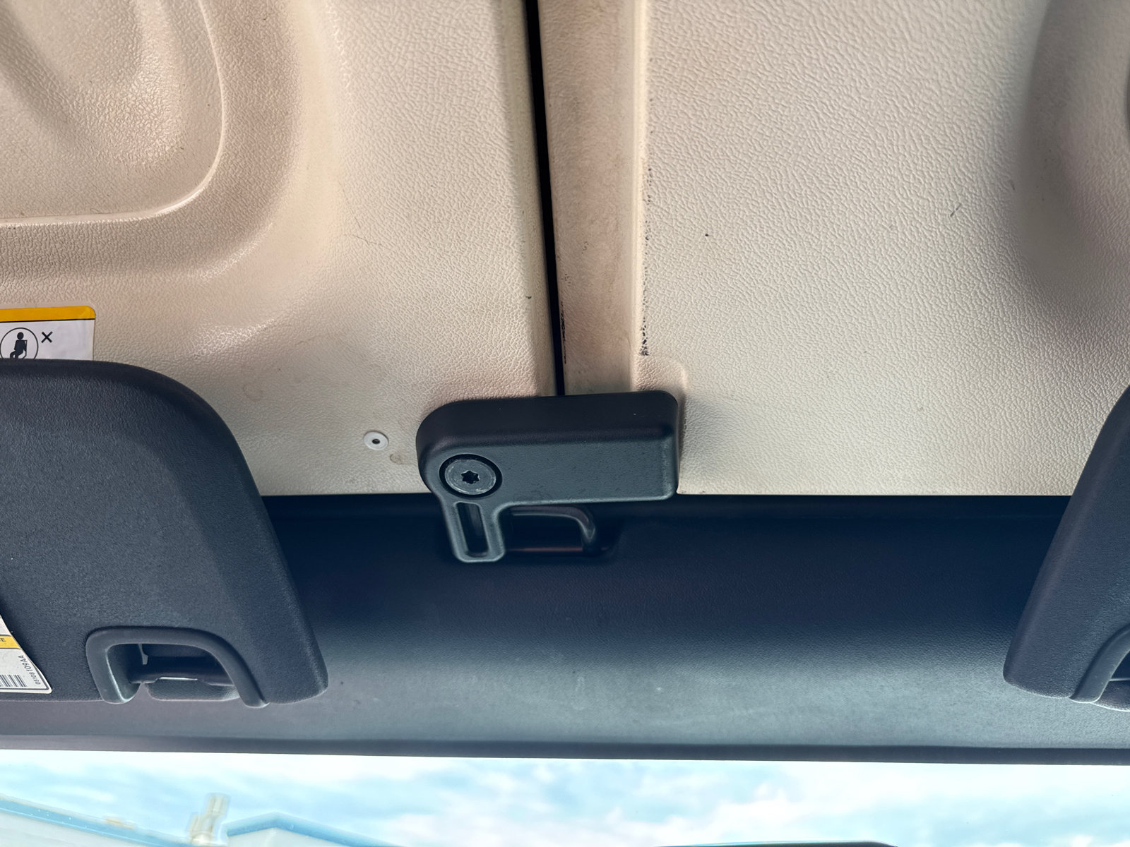 Used 2014 Jeep Wrangler Unlimited Sport w/ Connectivity Group AWD/4WD image 10